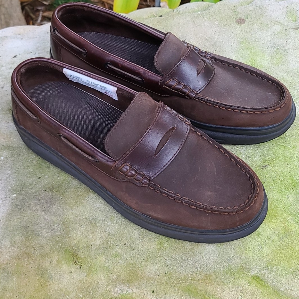Bass brown leather penny loafer